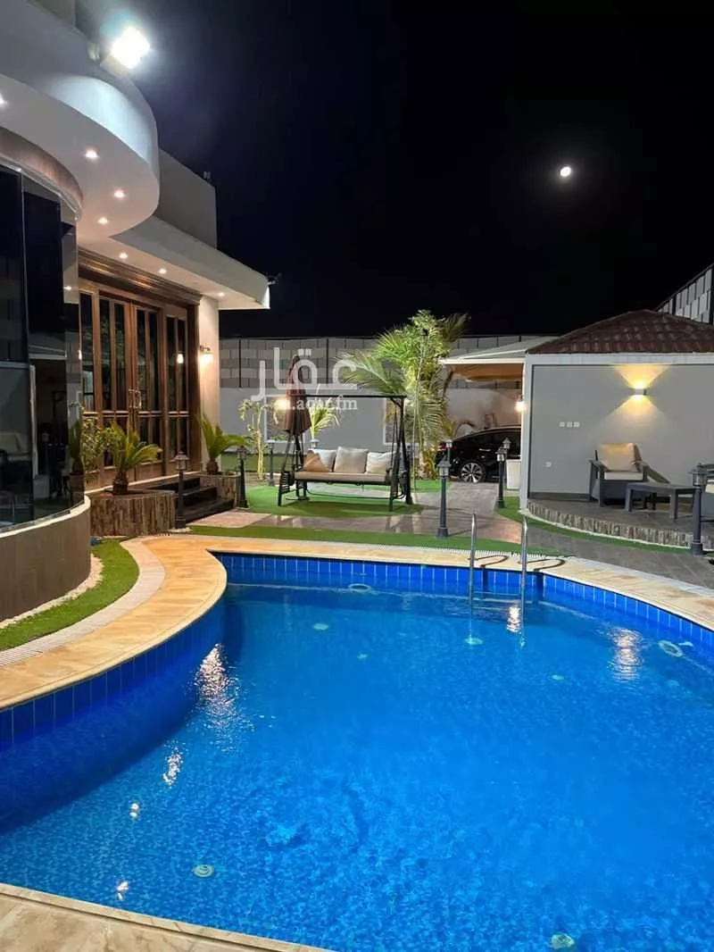 فيلا 8 غرف في الفروسية 1