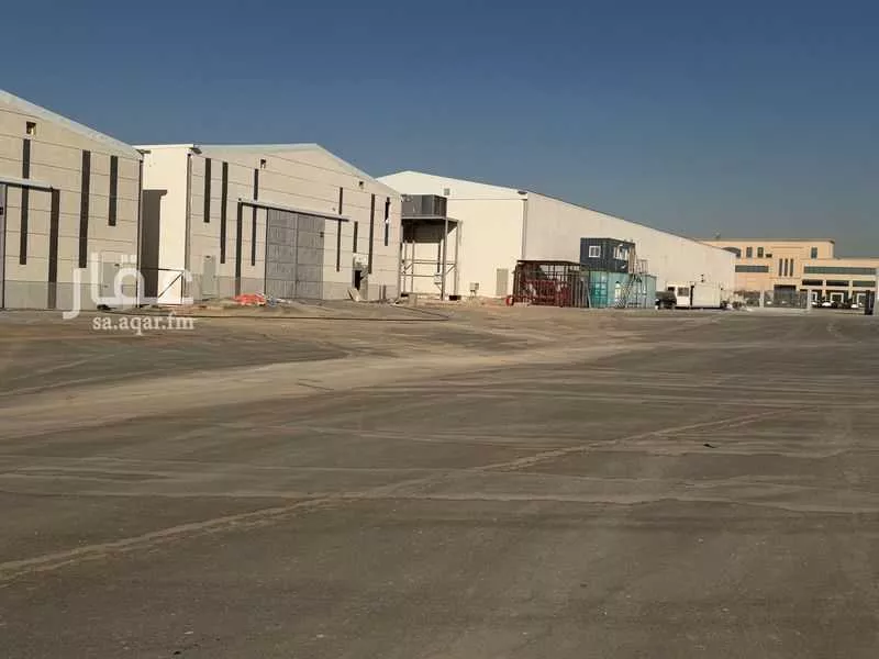 مستودع 1500 م² في المشاعل 1