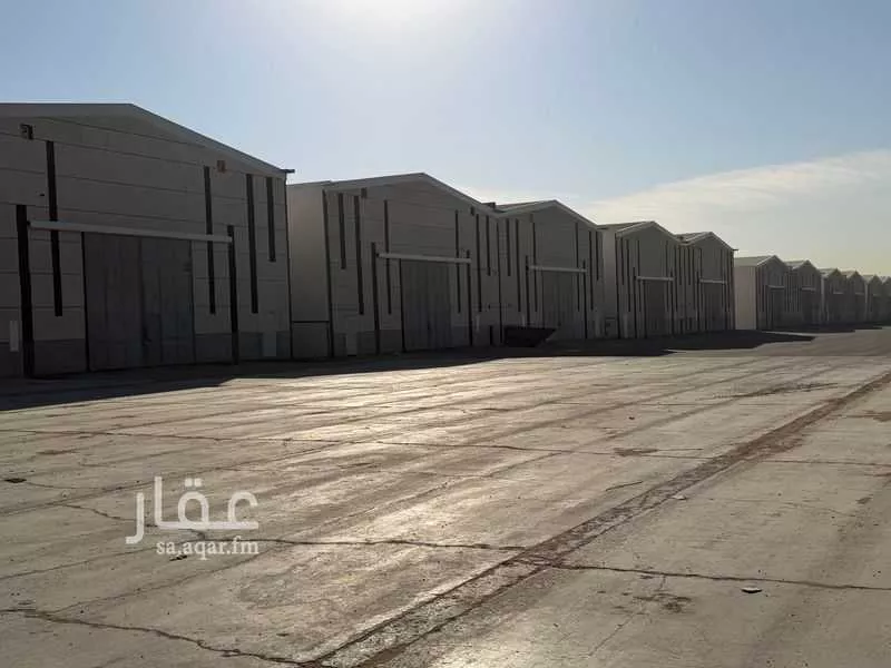 مستودع 1500 م² في المشاعل 2