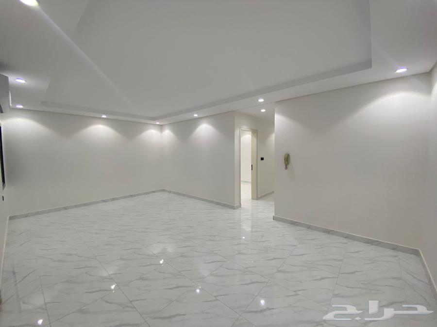 شقة 4 غرف في بطحاء قريش 3