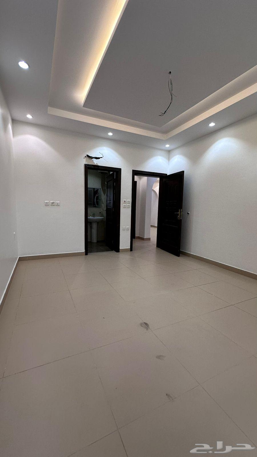 apartment in Al Buhayrat 4