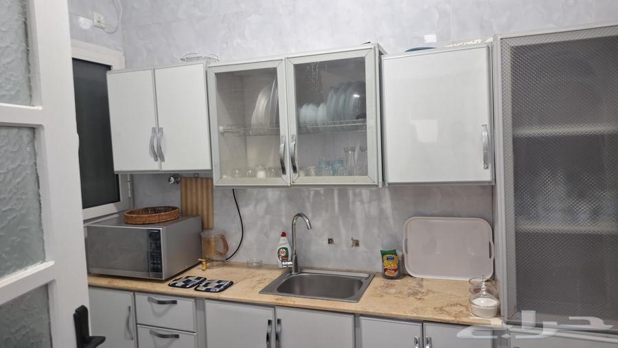 شقة  في الملك فهد