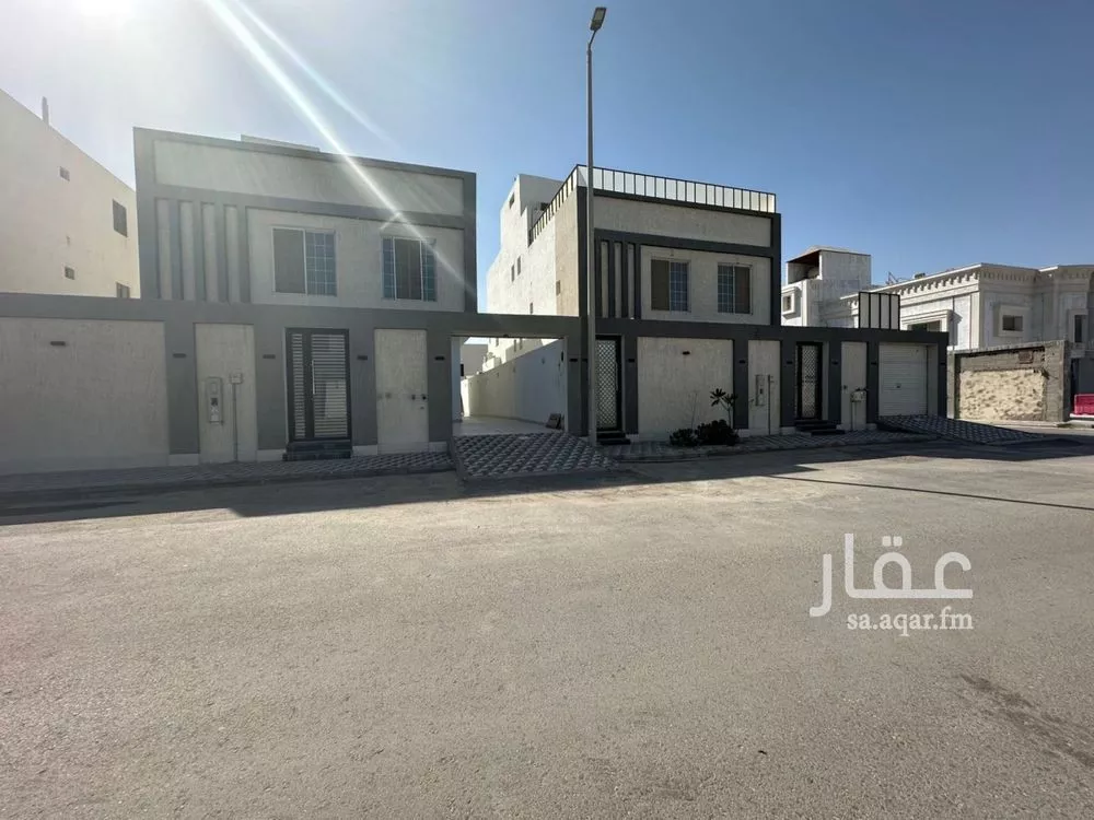 8 bedroom villa in As Sawari 5