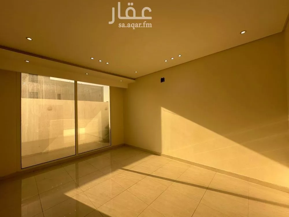 8 bedroom villa in As Sawari 8