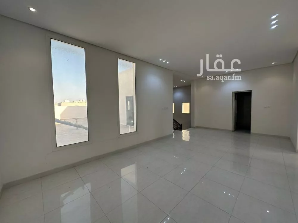 8 bedroom villa in As Sawari 9