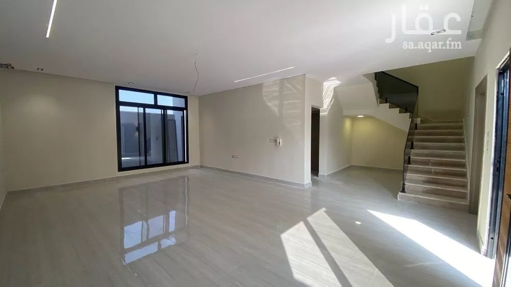 7 bedroom villa in As Sawari 6