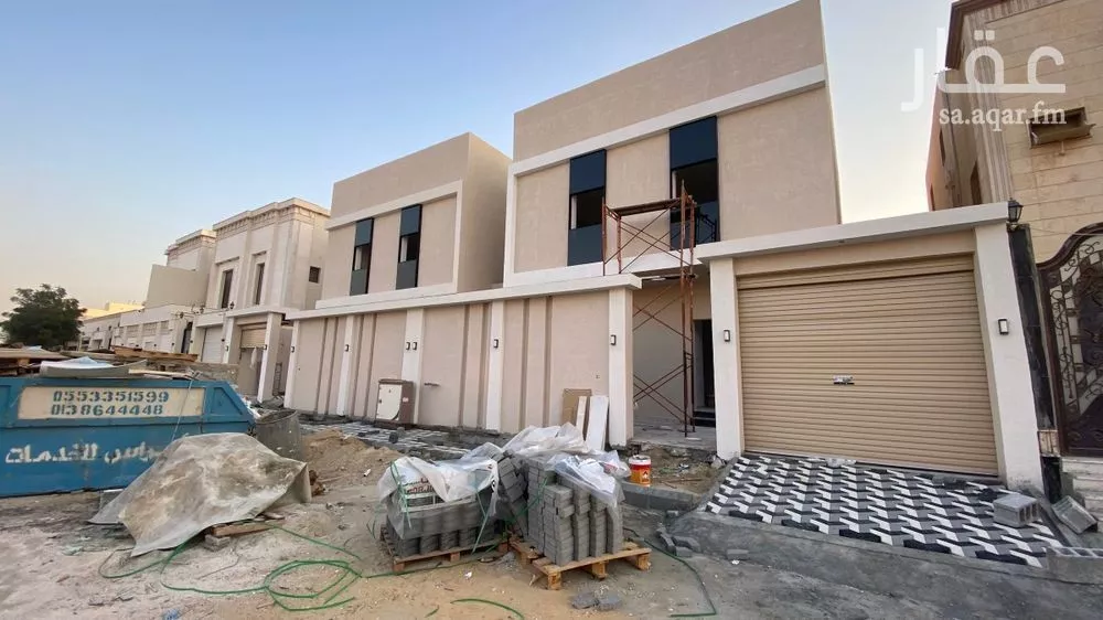 فيلا 7 غرف في الشراع 5