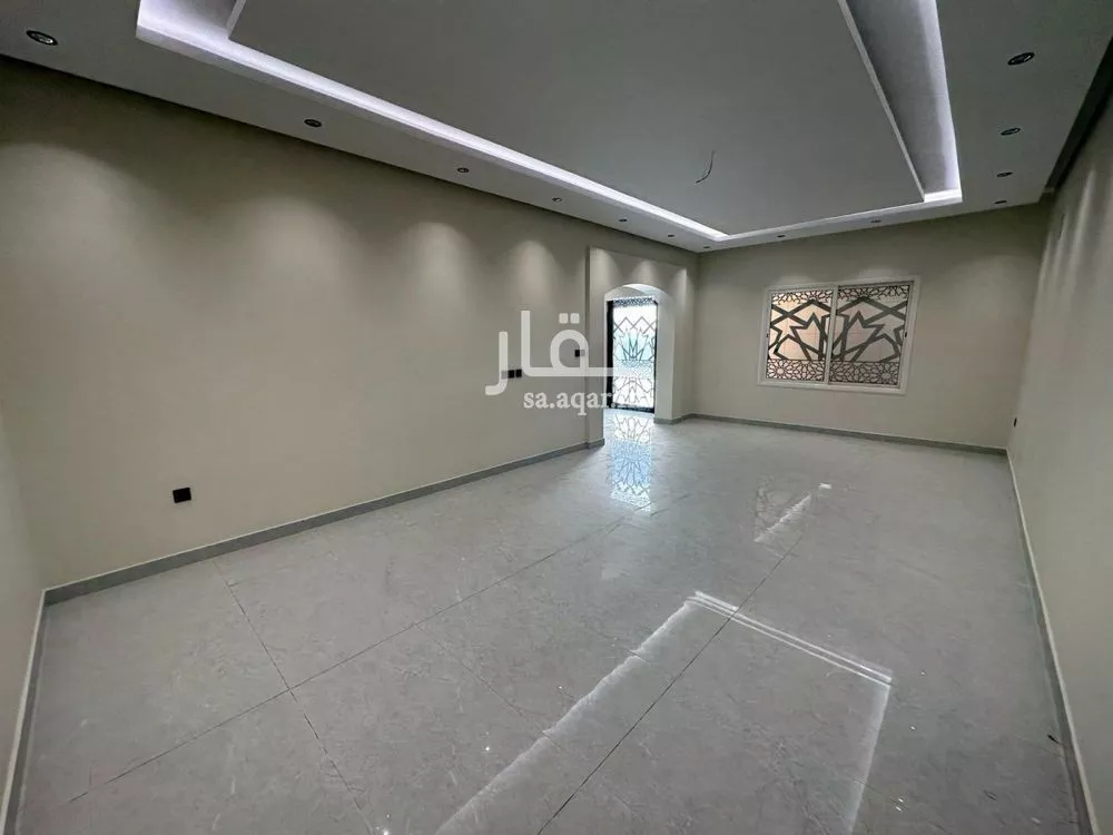 9 bedroom villa in Al Shiraa 6