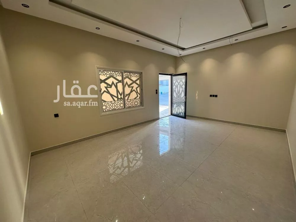 9 bedroom villa in Al Shiraa 7