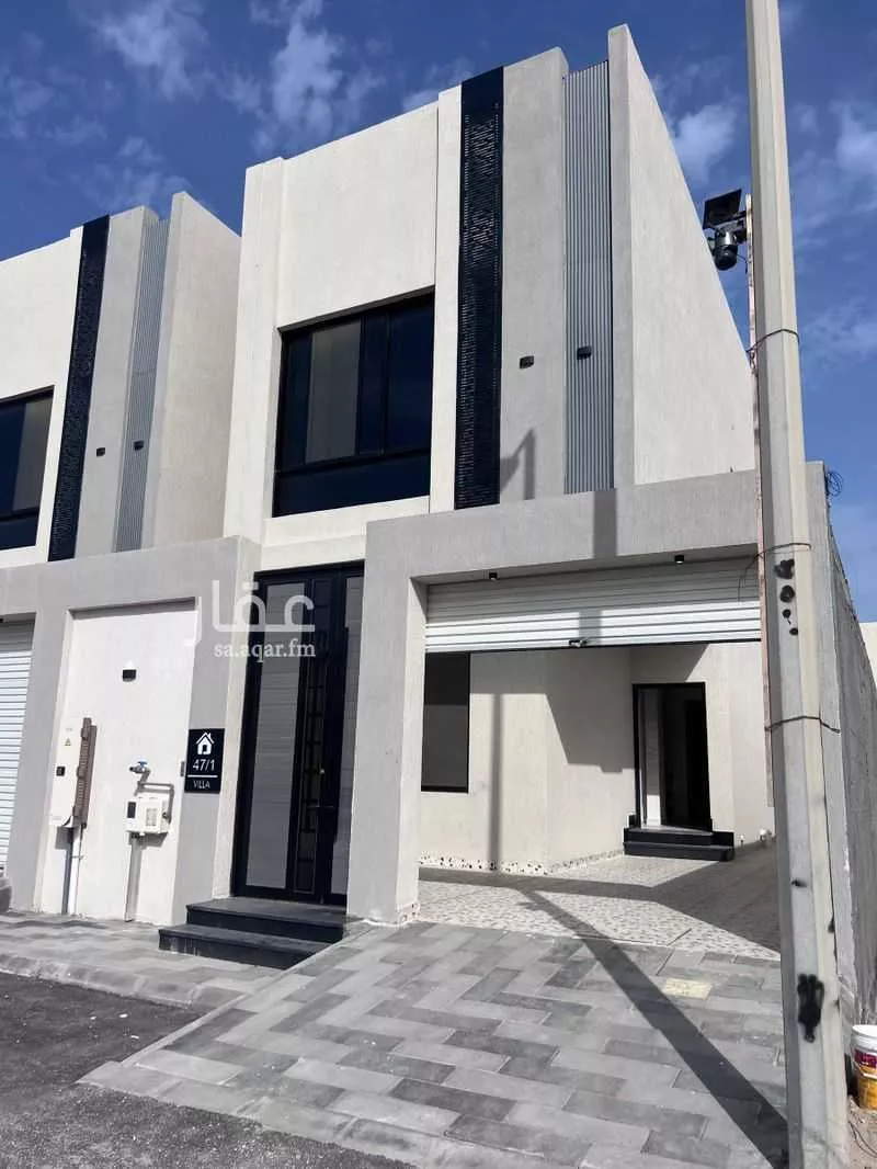 6 bedroom villa in Al Aqiq 1