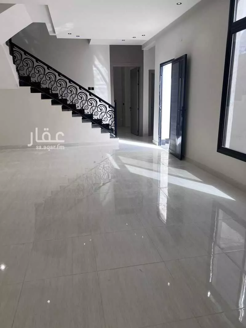 6 bedroom villa in Al Aqiq 13