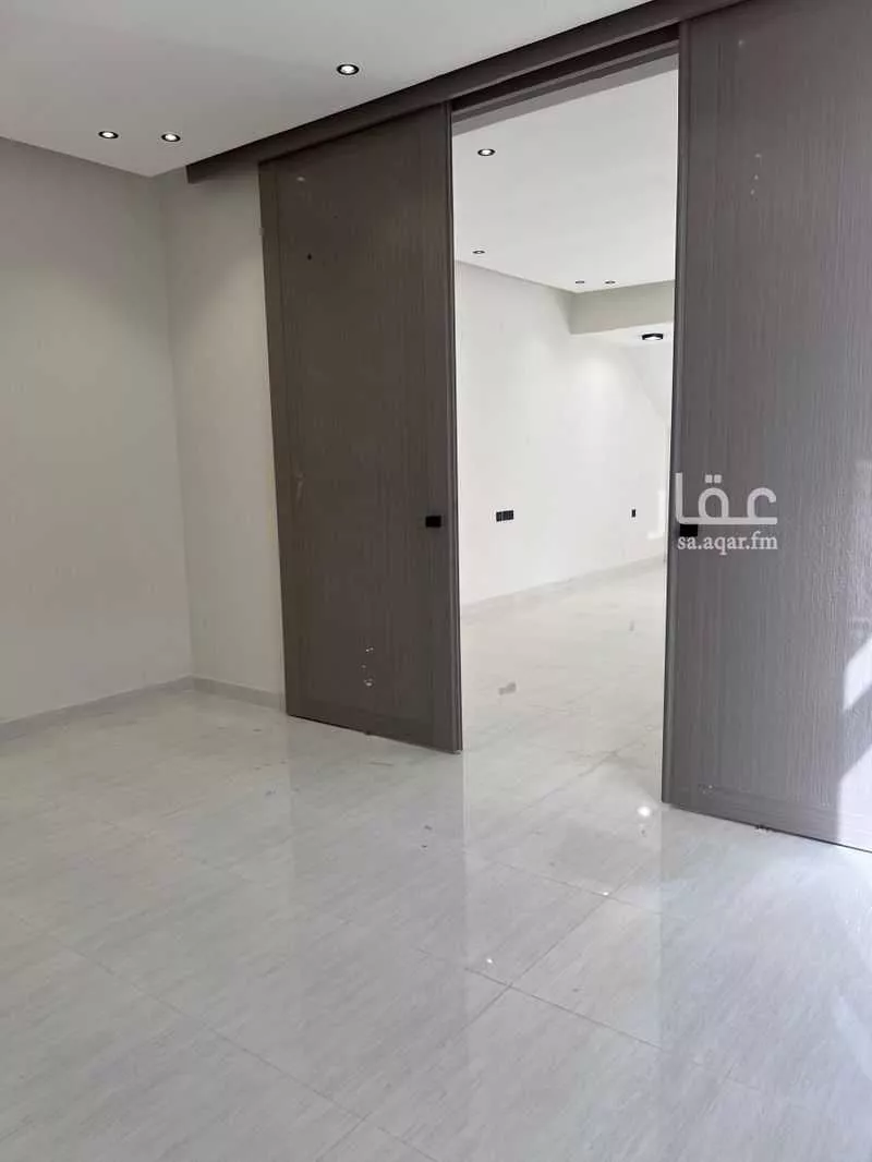 6 bedroom villa in Al Aqiq 6