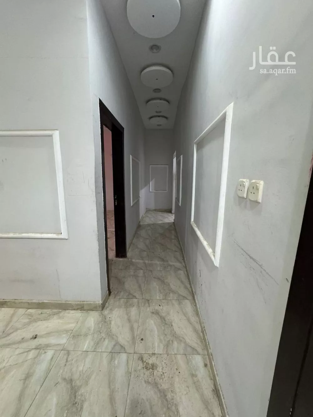 محل 45 م² في الجنادرية 3