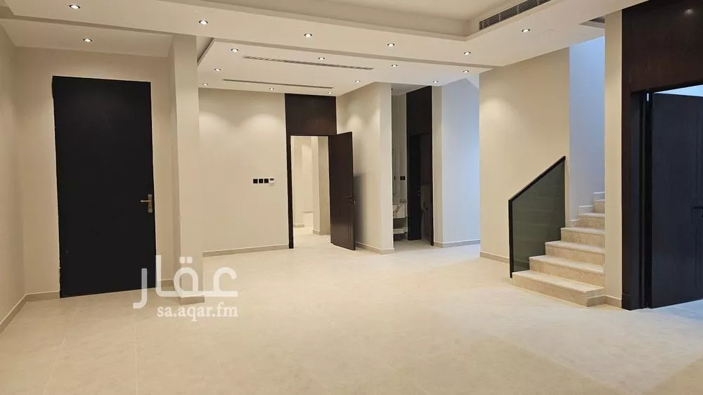 فيلا 5 غرف في الصفا 5