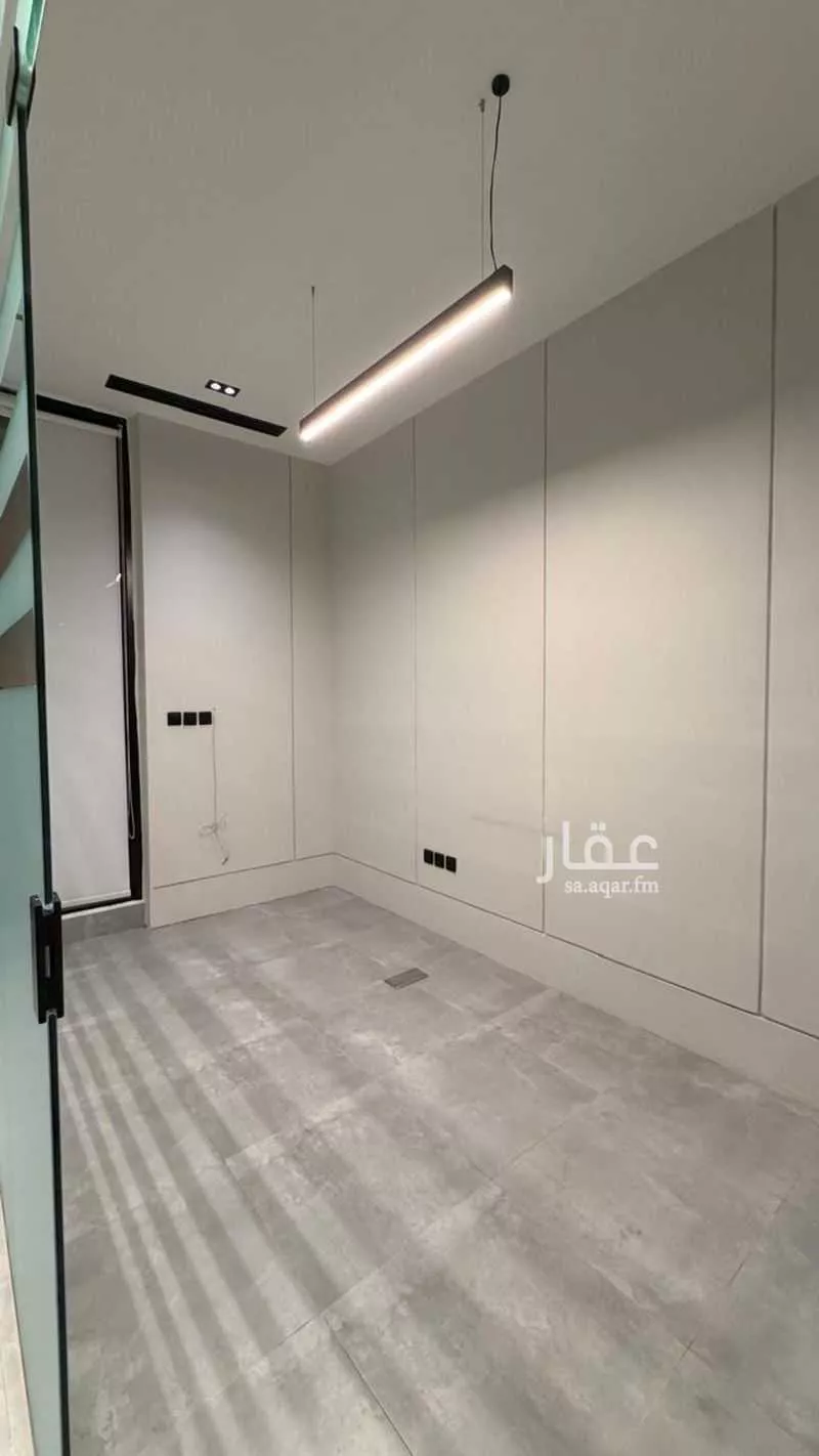 مكتب 77 م² في الملقا 7