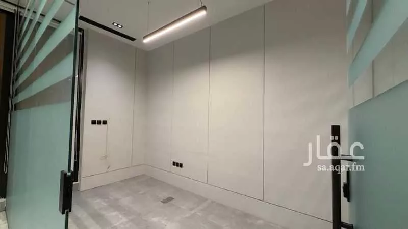 مكتب 77 م² في الملقا 11