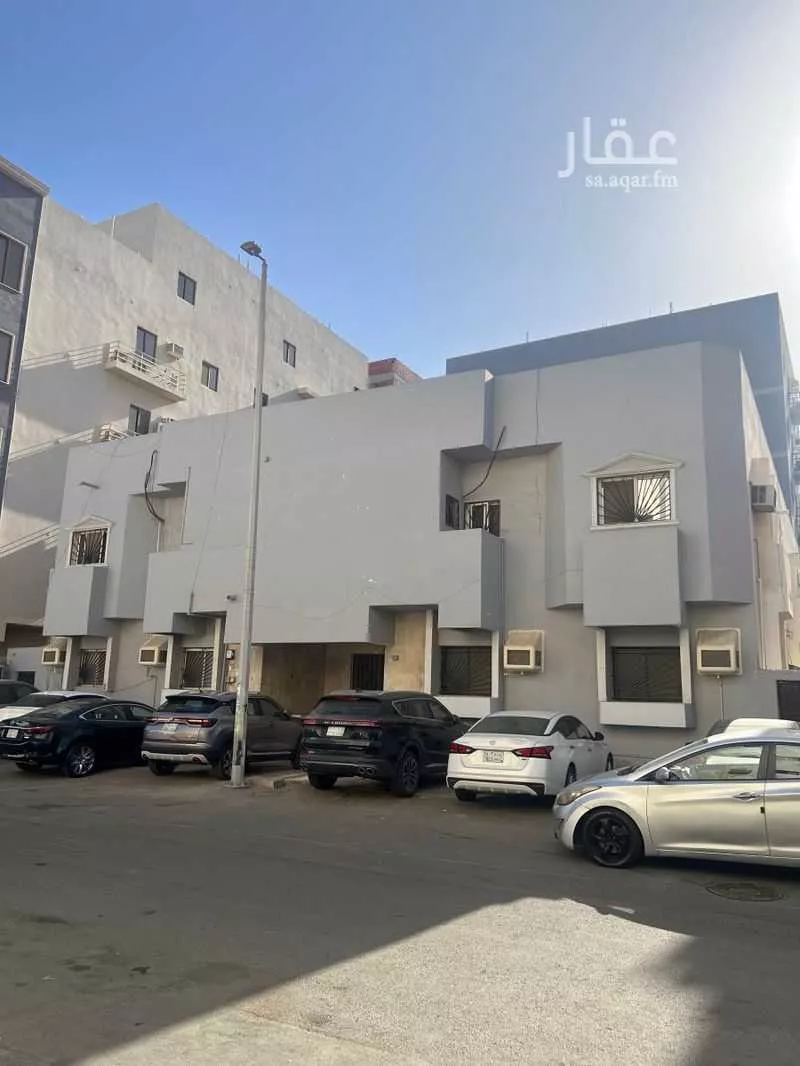 عمارة 720 م² في النزهة 2