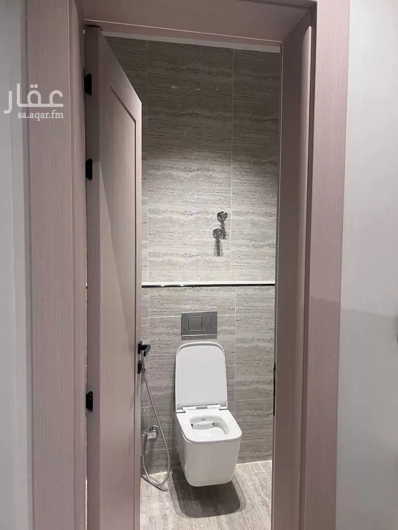 شقة 5 غرف في الصواري 18