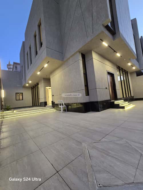 8 bedroom villa in Al Lulu 2