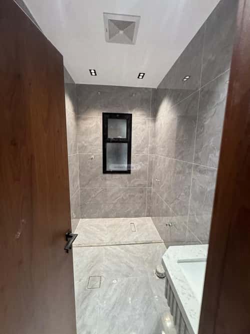 13 bedroom villa in Al Hamdaniyah 13