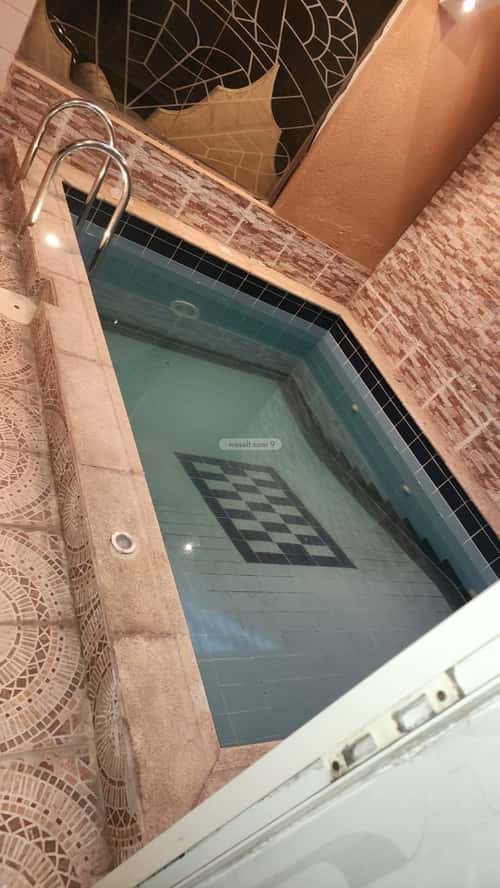 فيلا 6 غرف في الربوة 5