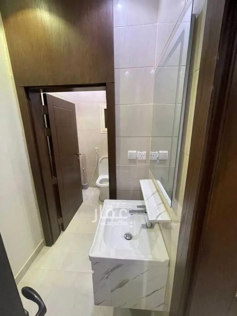 470 sqm building in As Salhiyah 4