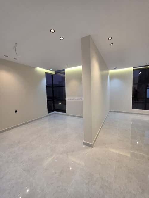 8 bedroom villa in Al Furusiyah 1