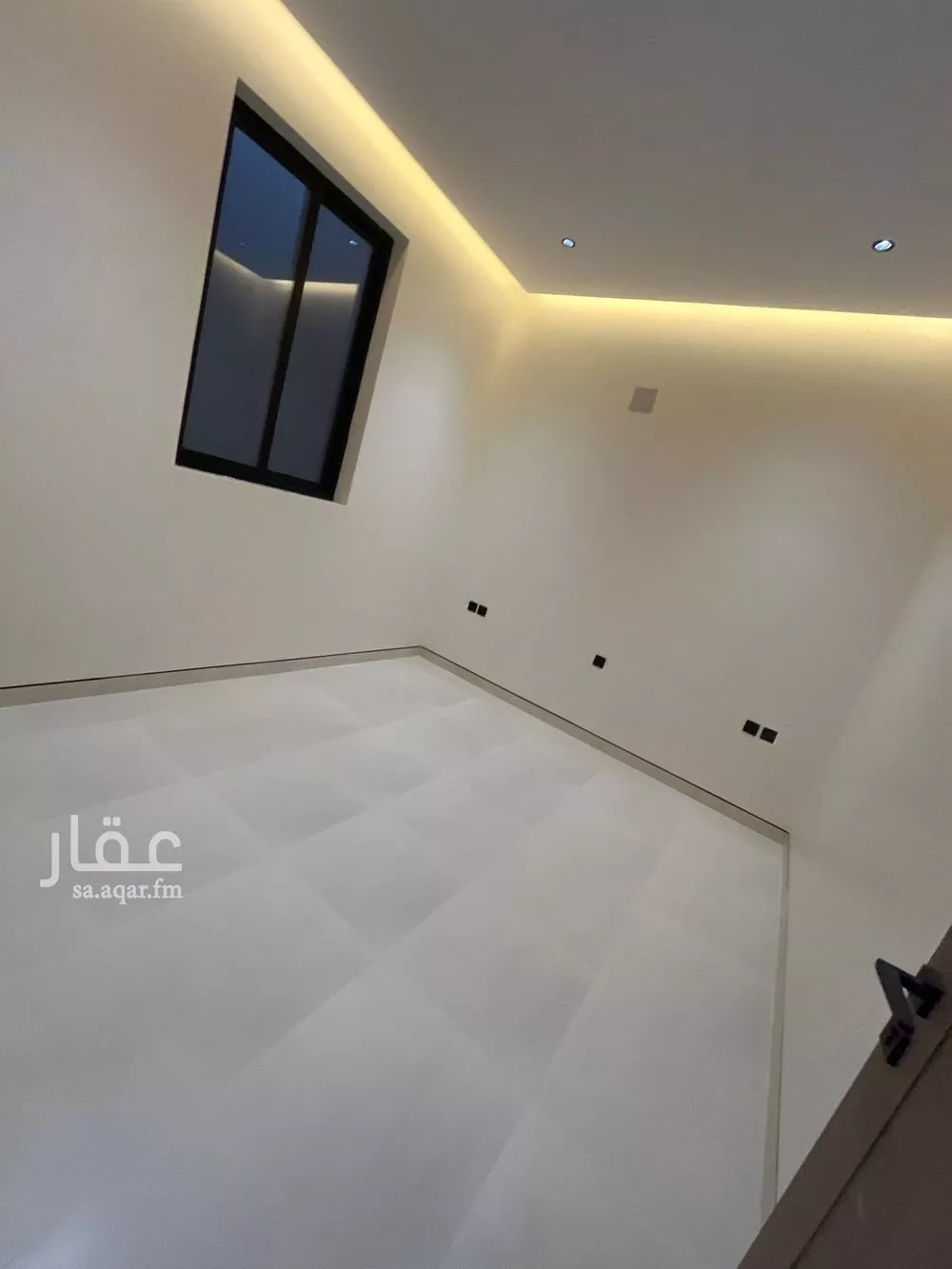 6 bedroom villa in Dhahrat Al Badiah 15