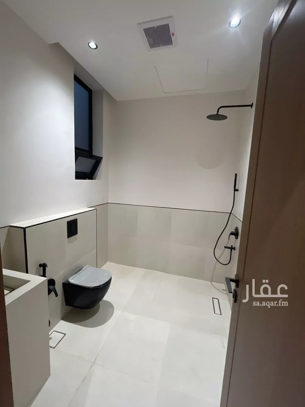 6 bedroom villa in Dhahrat Al Badiah 17