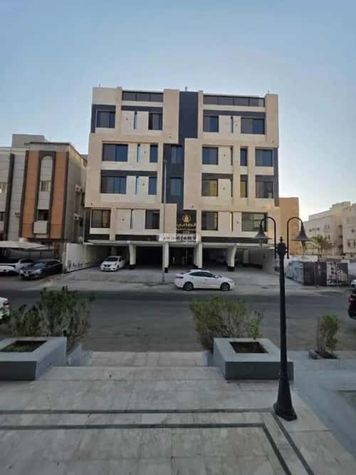 5 bedroom apartment in Al Naeem 5