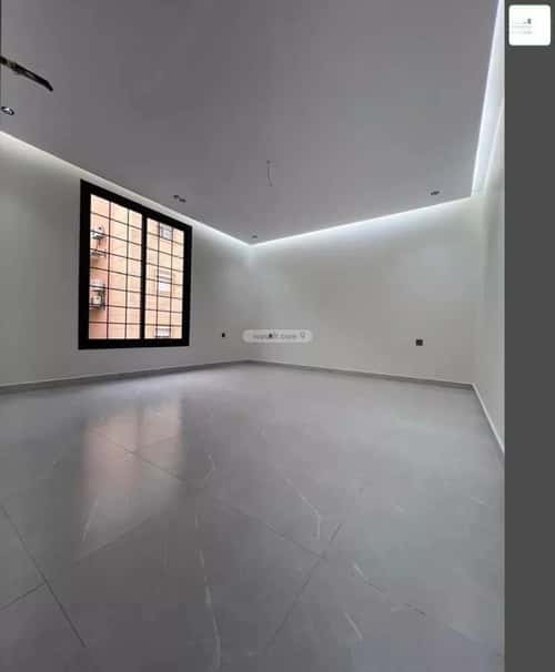 4 bedroom apartment in Al Rawdah 5