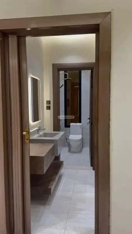 4 bedroom apartment in Al Rawdah 8