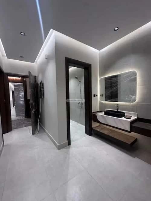 شقة 4 غرف في الروضة 3