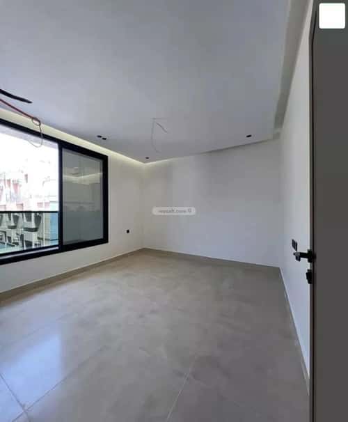 4 bedroom apartment in Al Rawdah 10