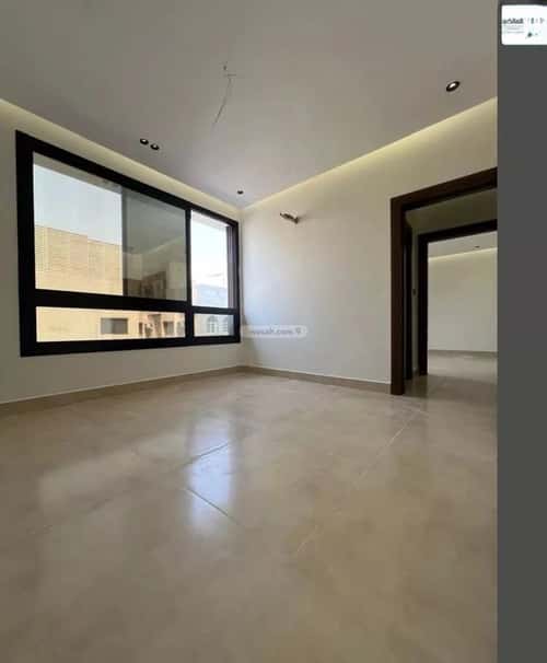 شقة 4 غرف في الروضة 4