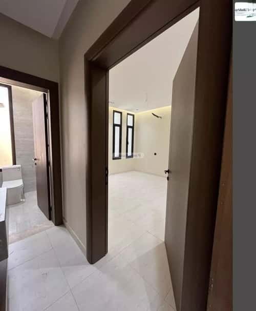 4 bedroom apartment in Al Rawdah 8