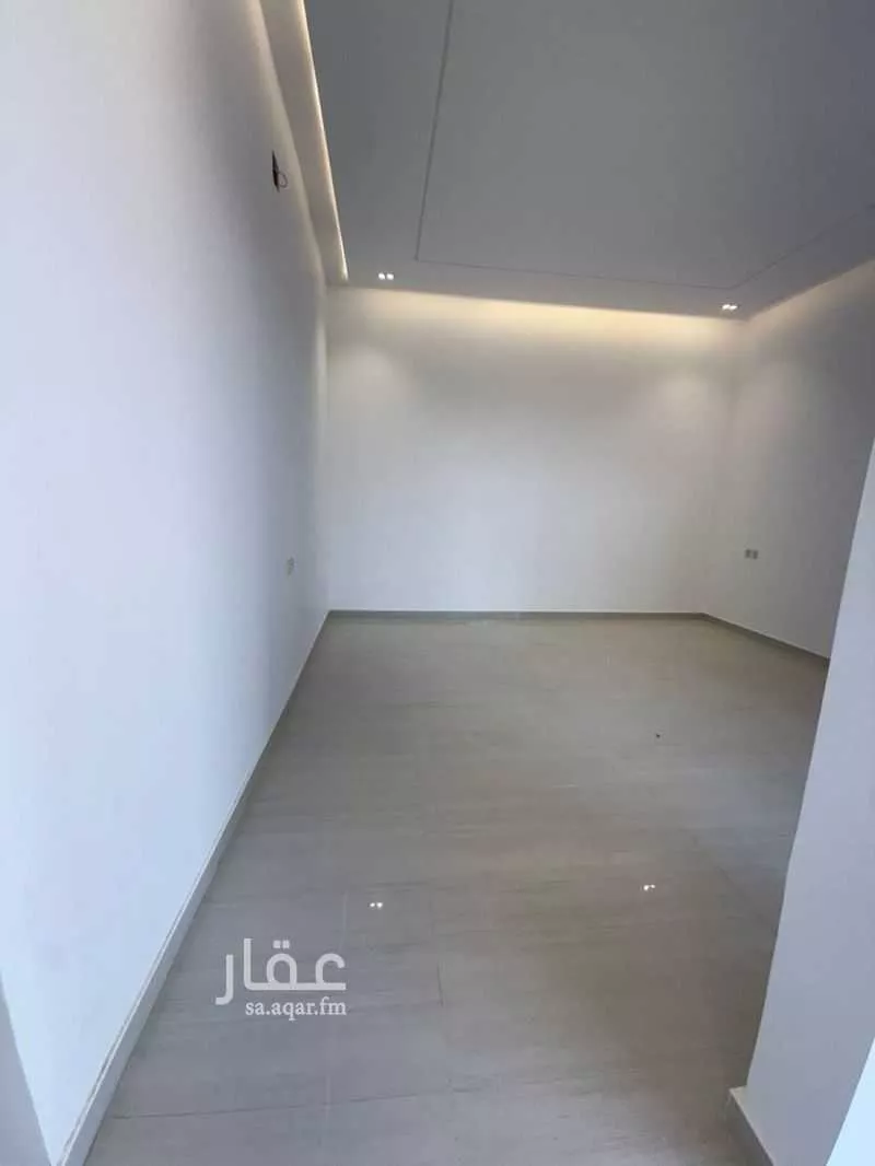فيلا 8 غرف في الرمال 2
