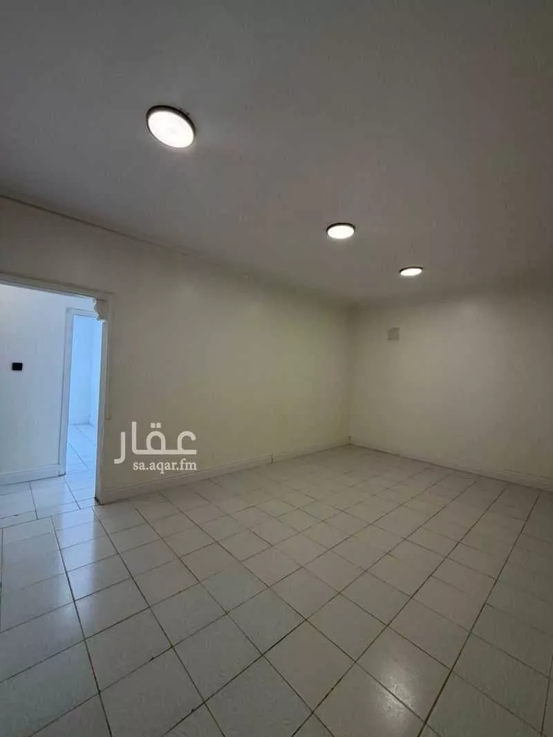 شقة 5 غرف في بدر 5