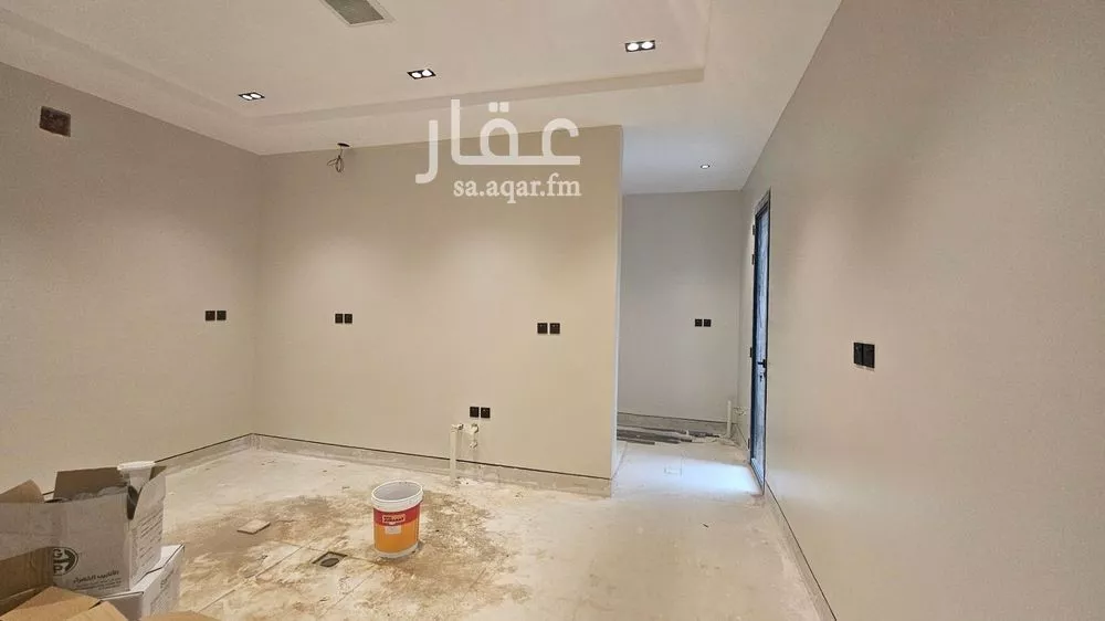 فيلا 5 غرف في الملك فيصل 6