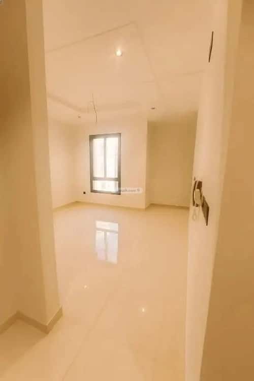 شقة 4 غرف في الريان 1