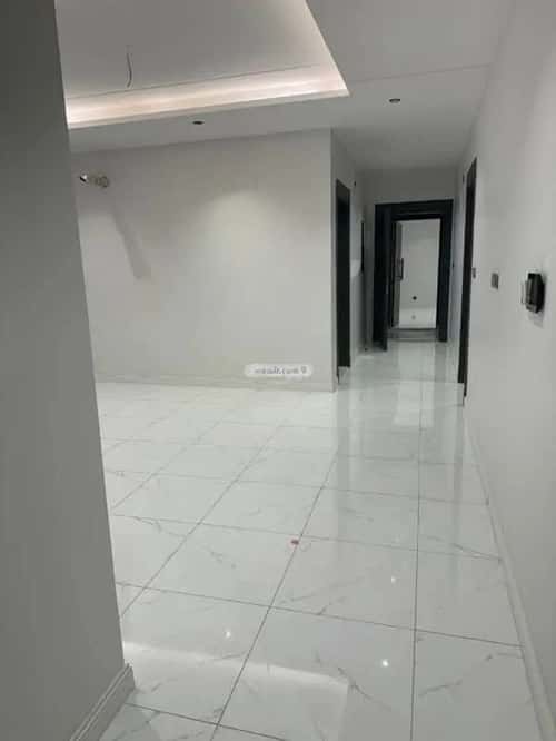 شقة 5 غرف في النزهة 2