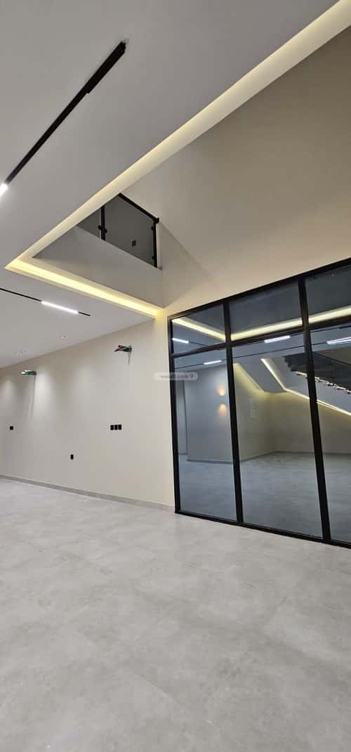 9 bedroom villa in Al Rahmaniyyah 8