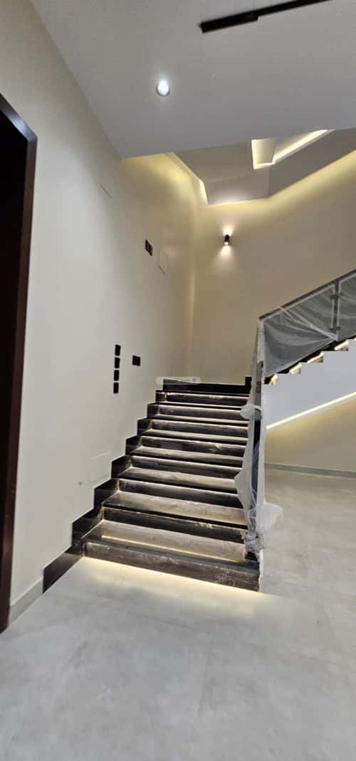 9 bedroom villa in Al Rahmaniyyah 4