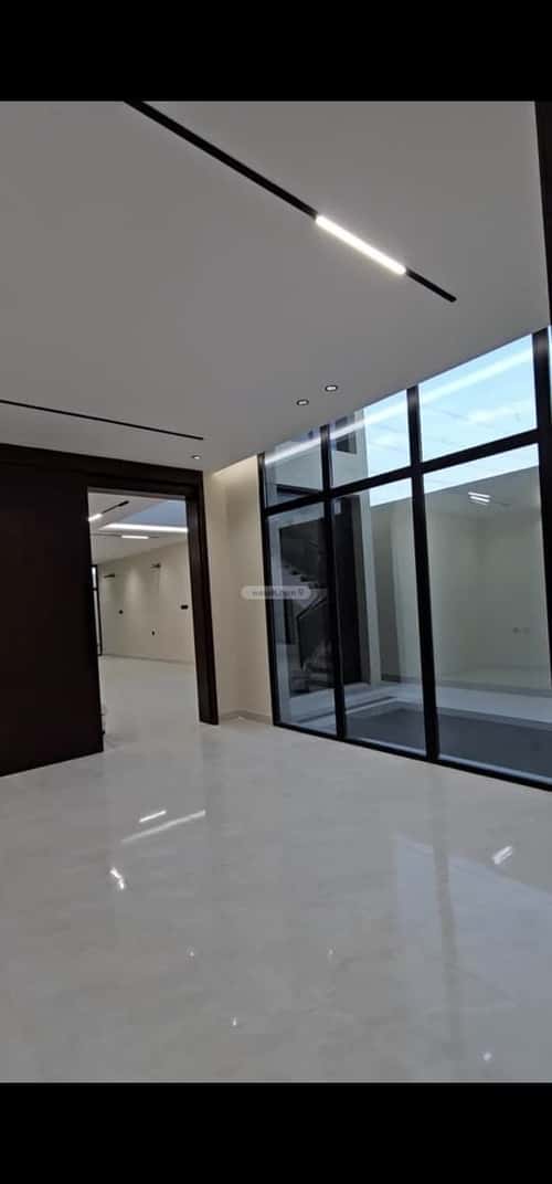 9 bedroom villa in Al Rahmaniyyah 1