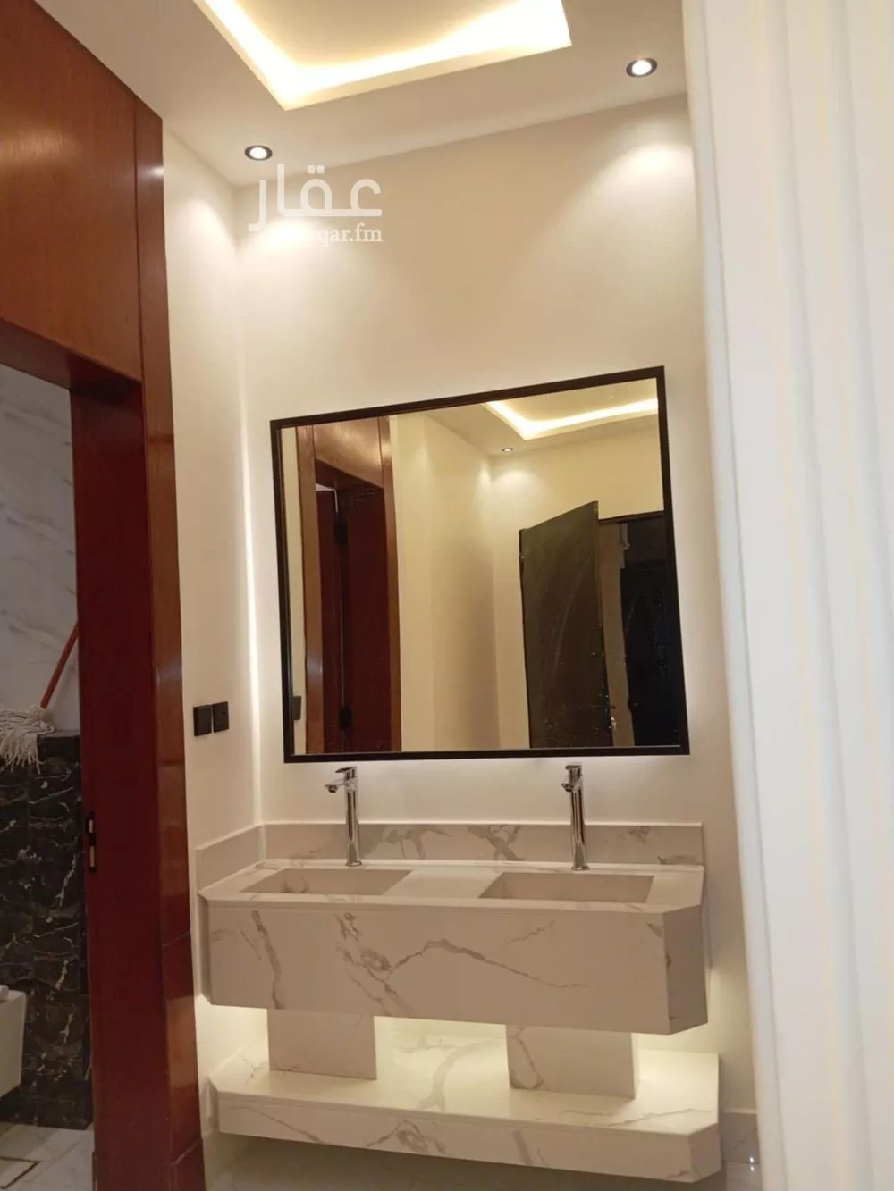8 bedroom villa in Al Rimal 9
