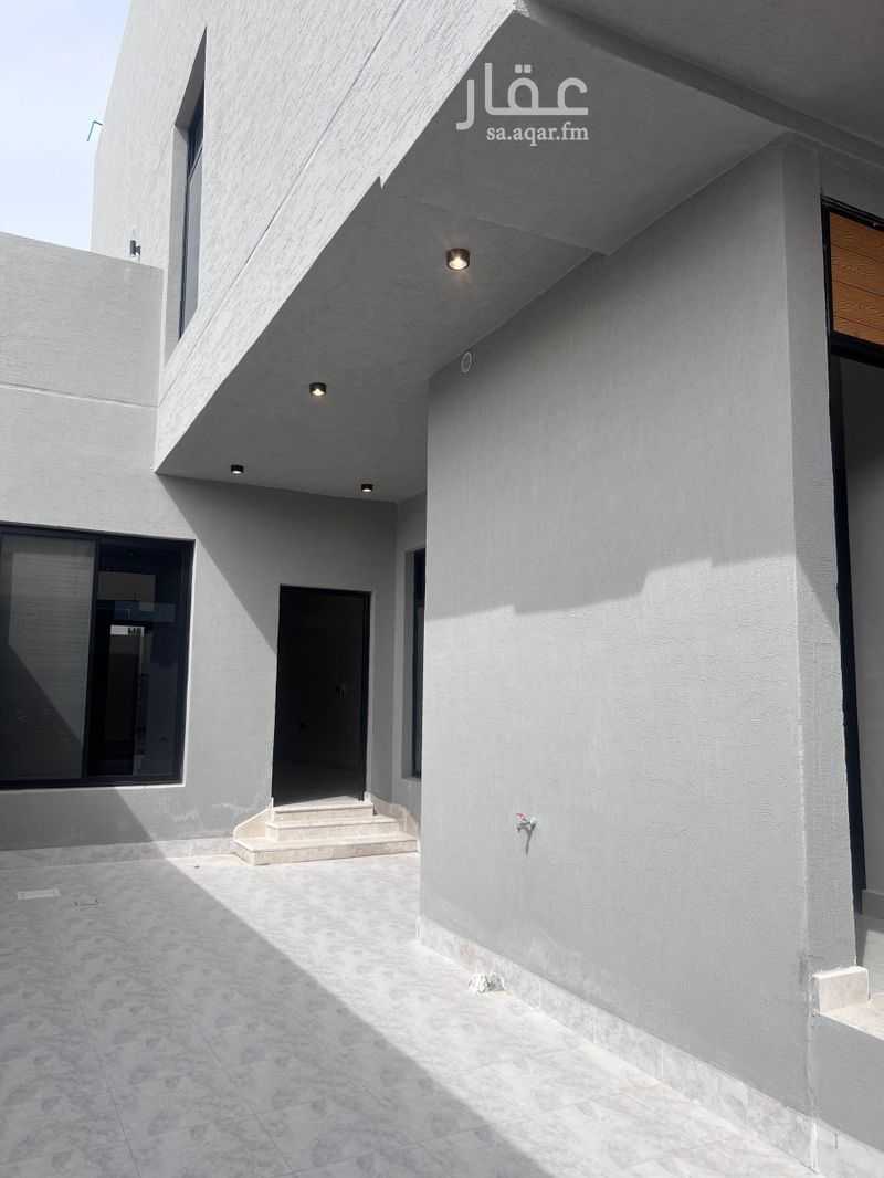 5 bedroom villa in Al Aqiq, Eastern Province 9