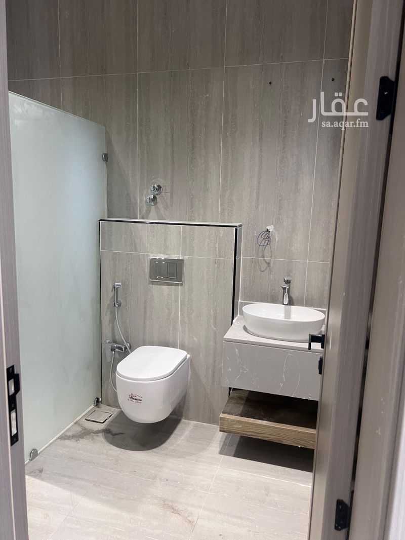 5 bedroom villa in Al Aqiq, Eastern Province 13
