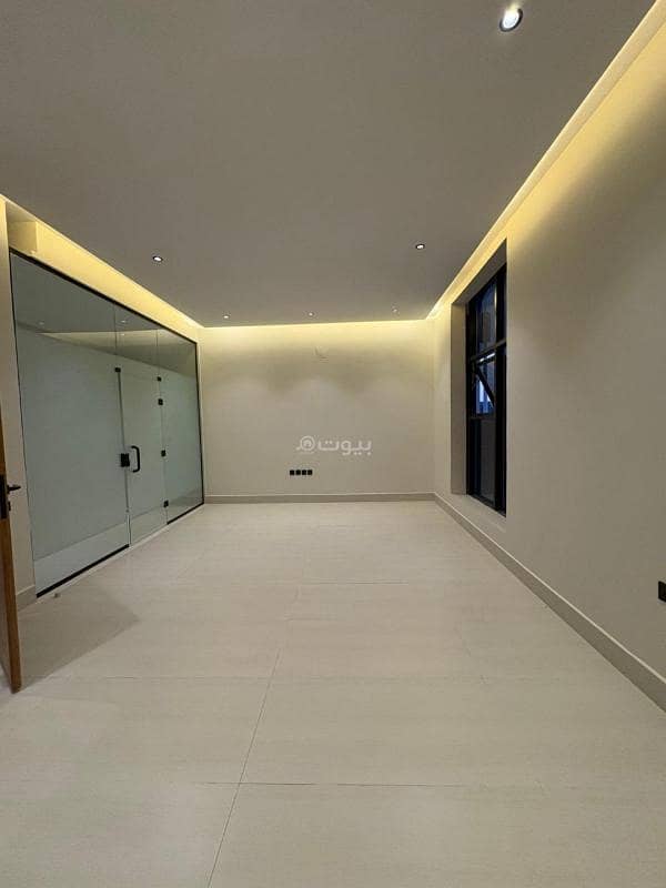 5 bedroom villa in Al Mahdiyyah, Riyadh 8