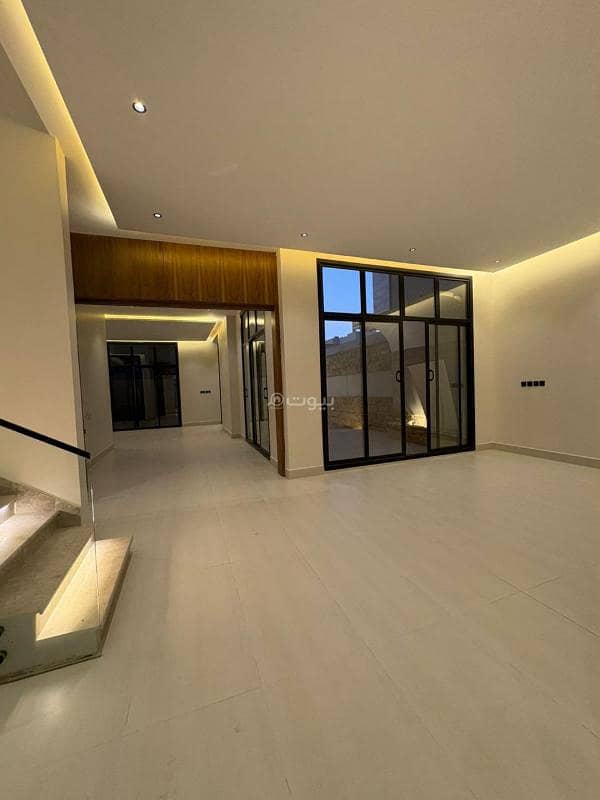 5 bedroom villa in Al Mahdiyyah, Riyadh 11