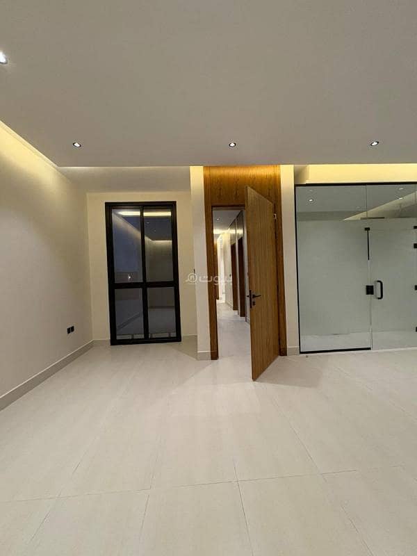 5 bedroom villa in Al Mahdiyyah, Riyadh 13
